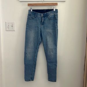 Curve Appeal Jeans - Size 4 - TJ Maxx